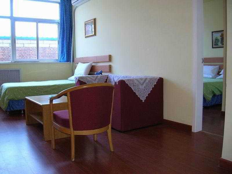 Home Inn Beijing Xiaoxitian Екстериор снимка